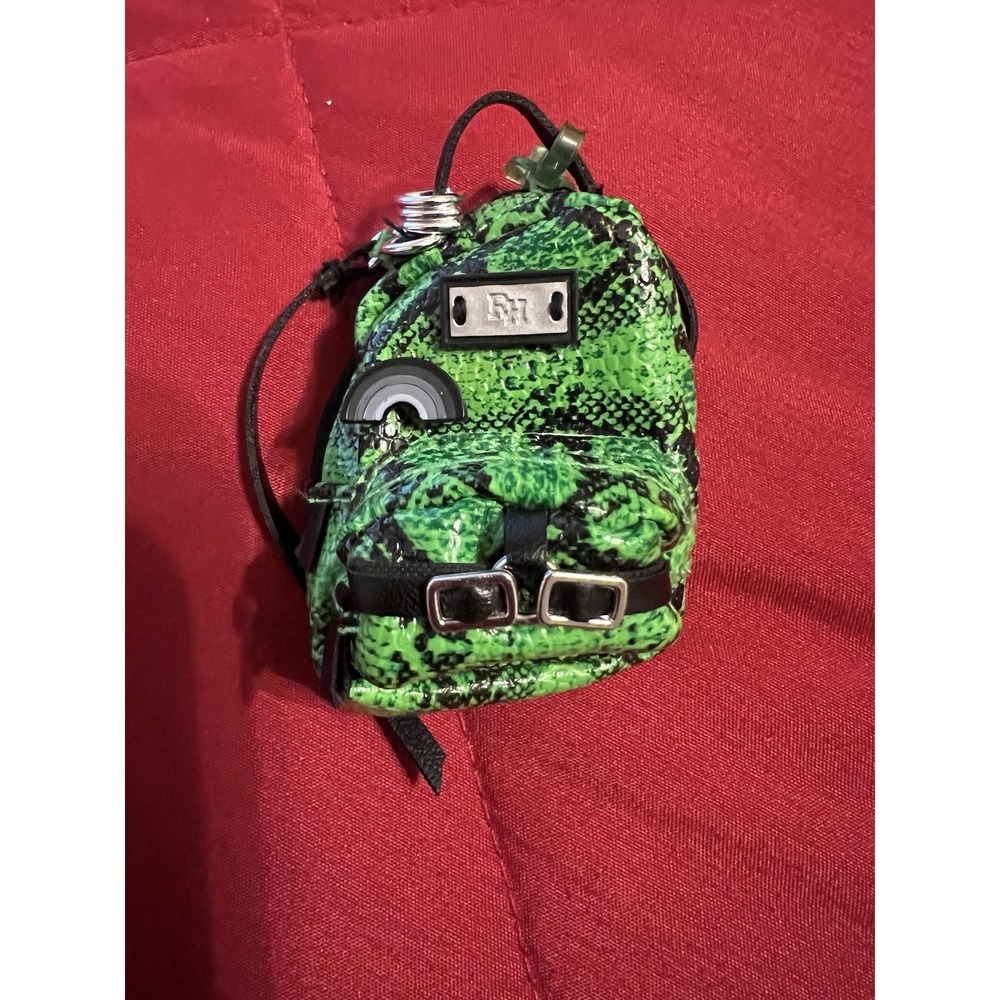 Rainbow Junior High 9" Jade Hunter Doll Outfit Replacement Bag Green Backpack
